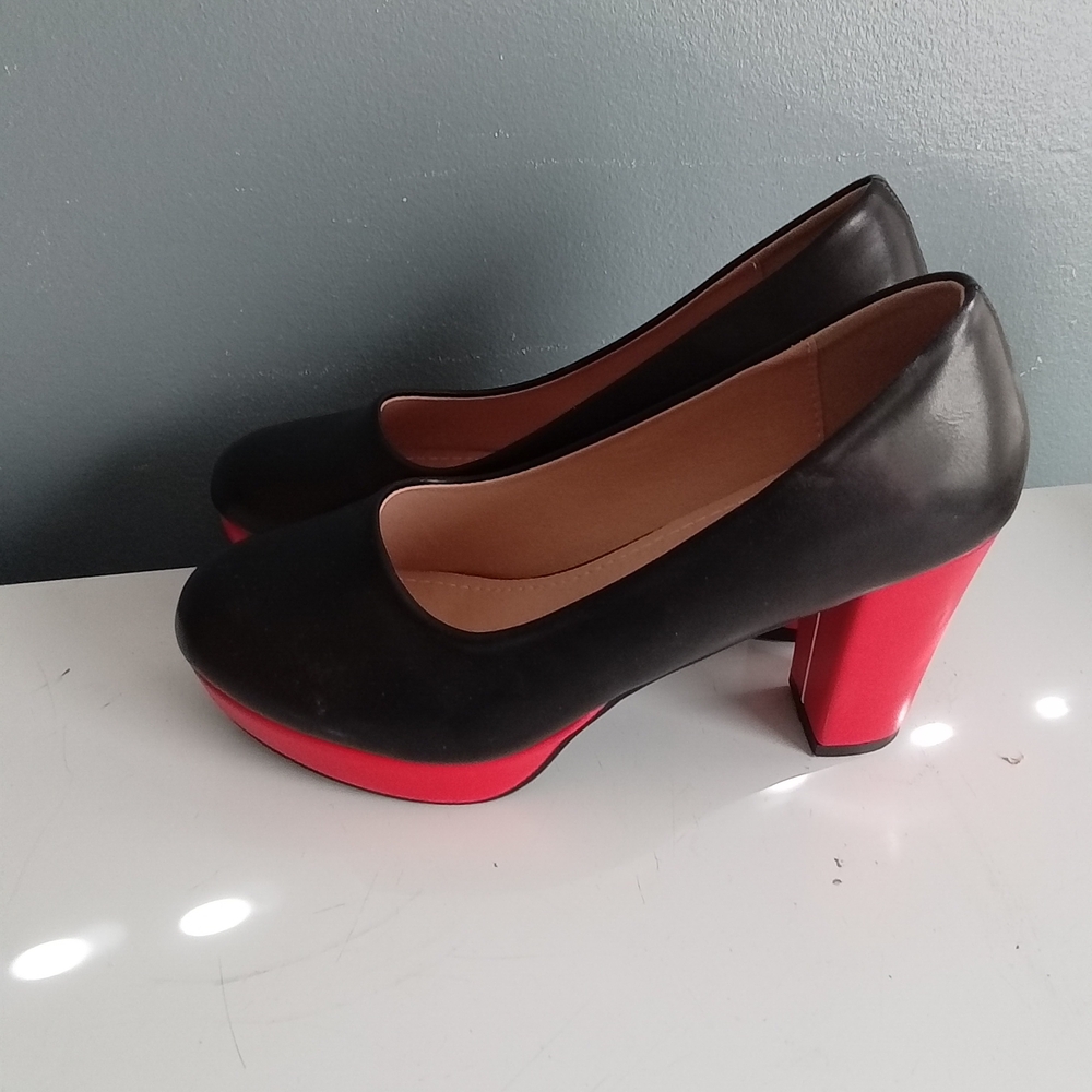 Black and Red Platform Block Heel Pumps Round Toe Two Tone Dress Shoes - Picture 3 of 8